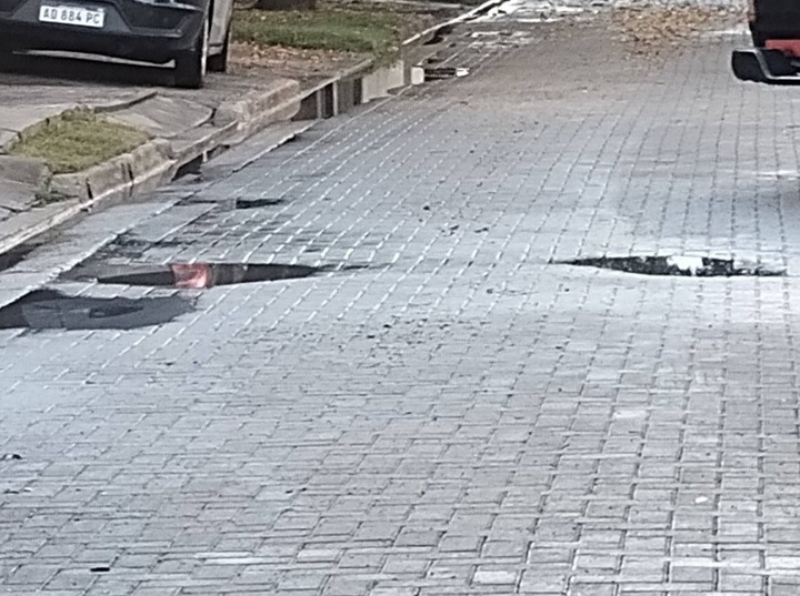 Una de las fotos posteadas por la vecina en su cuenta de Facebook.