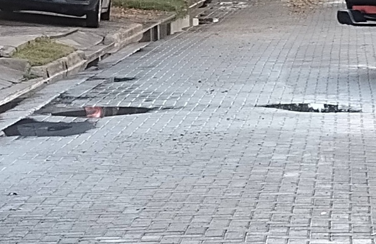 Una de las fotos posteadas por la vecina en su cuenta de Facebook.