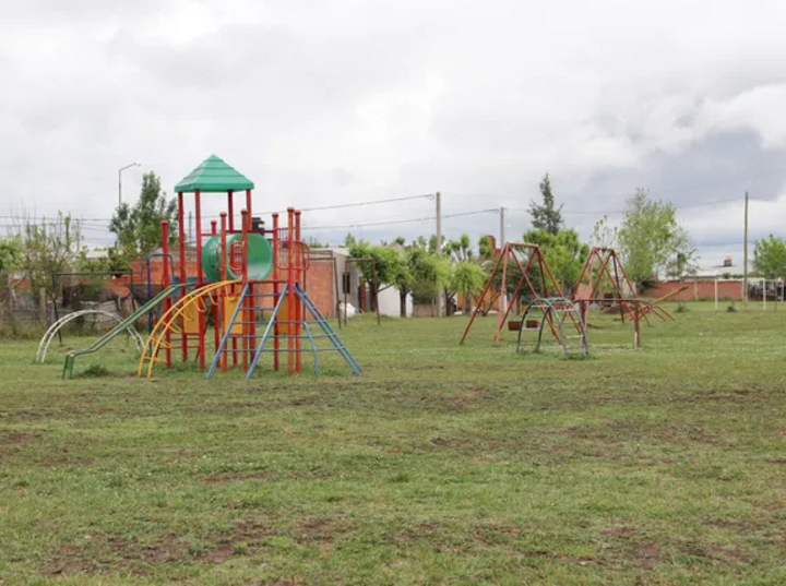 Imagen de Vecinos de barrio Santa Rita en alerta por olores nauseabundos: inician una campa&ntilde;a de firmas