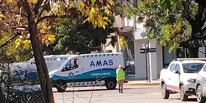 Imagen de Accidente en zona centro: Un ciclista result&oacute; afectado