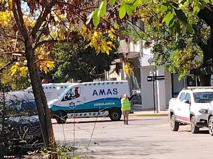 Imagen de Accidente en zona centro: Un ciclista result&oacute; afectado