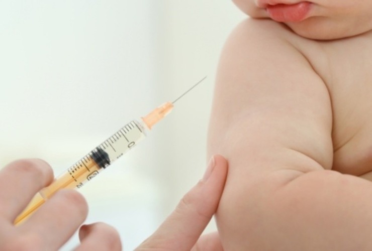 Imagen de Rosario: Se autoriz&oacute; la vacunaci&oacute;n obligatoria de un ni&ntilde;o por nacer, ante la negativa de los padres
