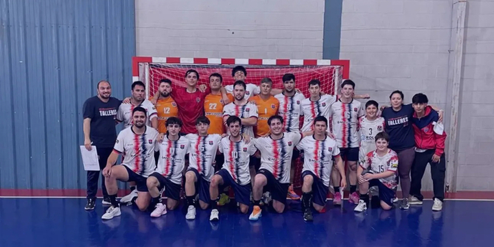 Imagen de Talleres se impuso a Asturiano en Primera Masculina de Handball