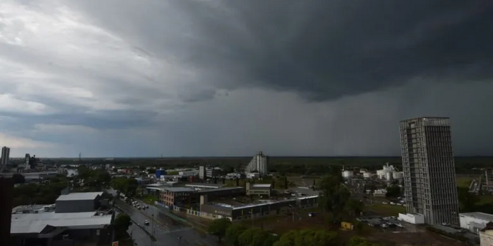 Imagen de Alerta por El Ni&ntilde;o: Santa Fe se integra a la mesa nacional ante el pron&oacute;stico de intensas lluvias