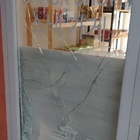 Imagen de Rompieron los cristales del frente de un negocio y robaron