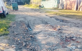 Imagen de Reclamo por el estado de las calles en el Barrio Playa Hermosa