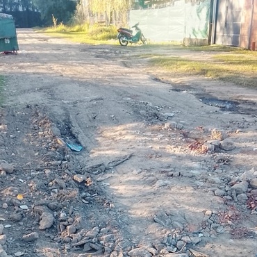 Imagen de Reclamo por el estado de las calles en el Barrio Playa Hermosa