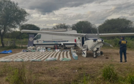 Imagen de Secuestran m&aacute;s de 400 kilos de coca&iacute;na en una avioneta interceptada en el norte de Santa Fe