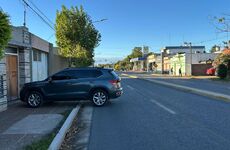 Otra dificultad es la falta de seguridad ante los frentistas que corren riesgo cada vez que intentan entrar los veh&iacute;culos a sus casas.