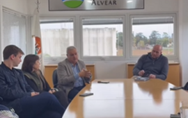 Imagen de Pighin y Pablo Far&iacute;as recorrieron el PIA y se reunieron con empresarios e industriales de Alvear