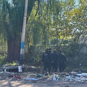 Imagen de Operativo policial por una presunta usurpaci&oacute;n en 1&deg; de Mayo y Baigorria