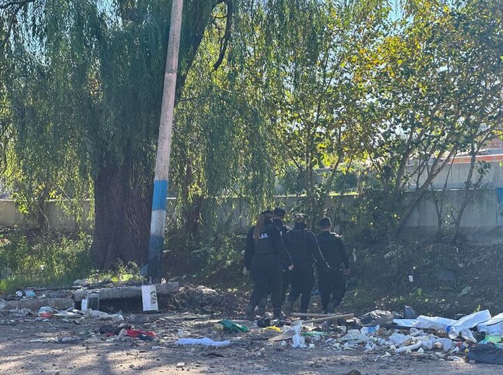 Imagen de Operativo policial por una presunta usurpaci&oacute;n en 1&deg; de Mayo y Baigorria