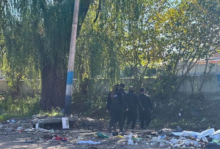 Imagen de Operativo policial por una presunta usurpaci&oacute;n en 1&deg; de Mayo y Baigorria
