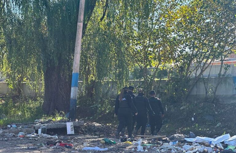 Imagen de Operativo policial por una presunta usurpaci&oacute;n en 1&deg; de Mayo y Baigorria