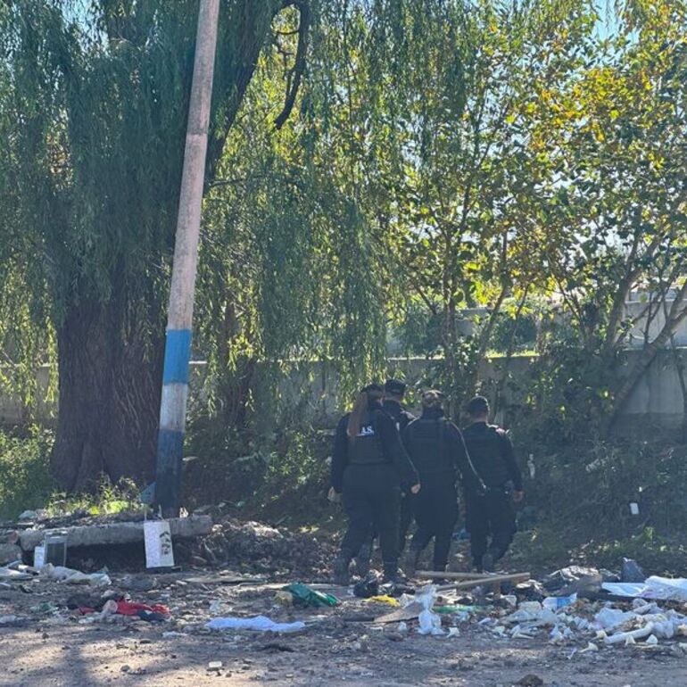 Imagen de Operativo policial por una presunta usurpaci&oacute;n en 1&deg; de Mayo y Baigorria
