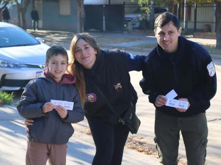 Imagen de Bomberos Voluntarios recaud&oacute; $9 millones con el tradicional �Chancho M&oacute;vil�