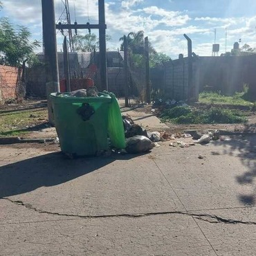 Imagen de Reclaman reposici&oacute;n y reparaci&oacute;n de contenedores de residuos en Arroyo Seco
