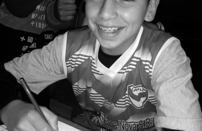 Imagen de Pueblo Esther celebra el debut del juvenil Leo R&iacute;os en Rosario Central