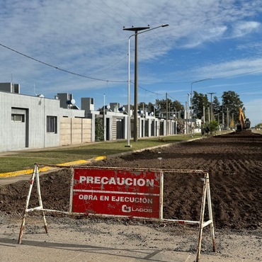 Imagen de Obras en General Lagos: Pavimentaci&oacute;n en calle Islas Malvinas