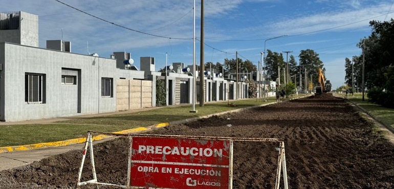 Imagen de Obras en General Lagos: Pavimentaci&oacute;n en calle Islas Malvinas