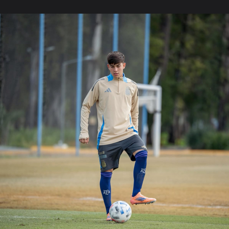 Imagen de Ezequiel Garfagnoli de Fighiera y jugador de Central, convocado para entrenar con la Selecci&oacute;n Argentina Sub-15