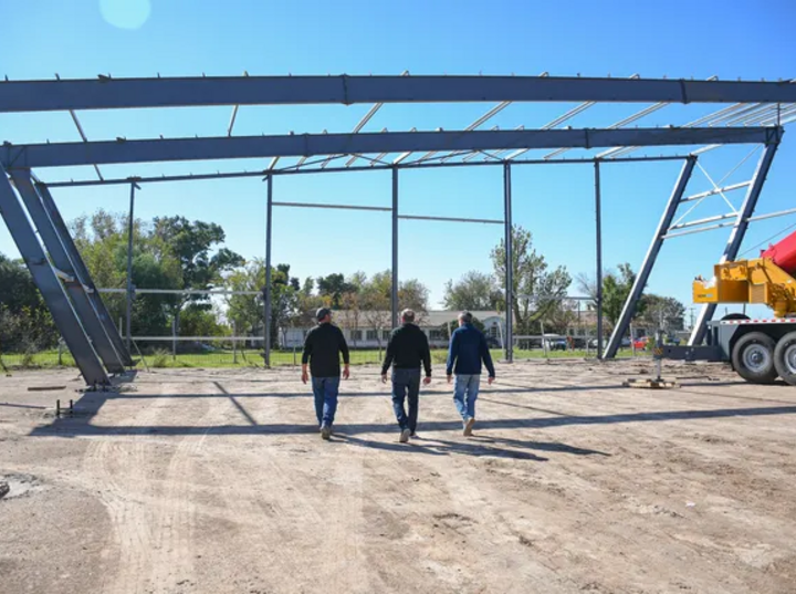 Imagen de Alvear impulsa obras estrat&eacute;gicas por m&aacute;s de $20 mil millones y apuesta a la formaci&oacute;n para el empleo