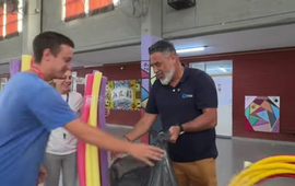 Imagen de Entrega de materiales deportivos a escuelas de la localidad