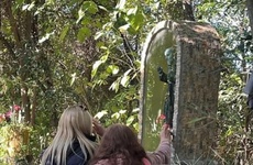Imagen de 5&deg; aniversario de la Gruta del Padre P&iacute;o en el Barrio Mirador del R&iacute;o