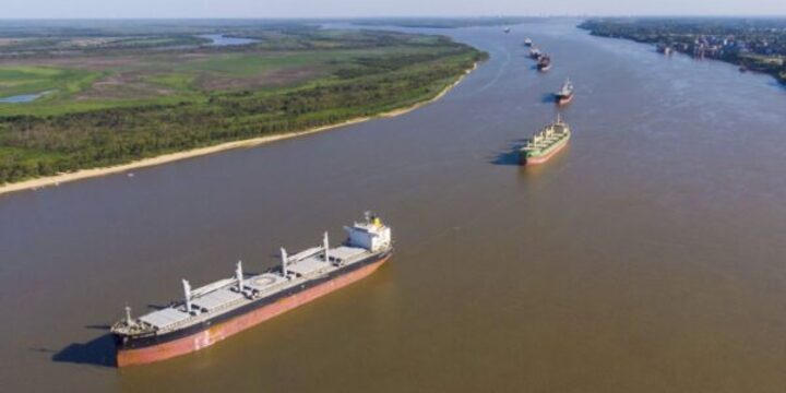 Imagen de Hidrov&iacute;a Paran&aacute;-Paraguay: Santa Fe exige celeridad en la adjudicaci&oacute;n para bajar un 15% los costos log&iacute;sticos