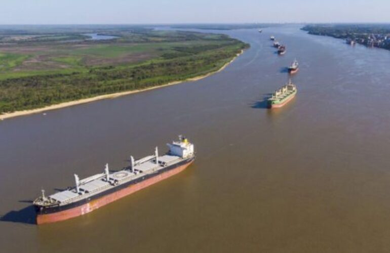 Imagen de Hidrov&iacute;a Paran&aacute;-Paraguay: Santa Fe exige celeridad en la adjudicaci&oacute;n para bajar un 15% los costos log&iacute;sticos