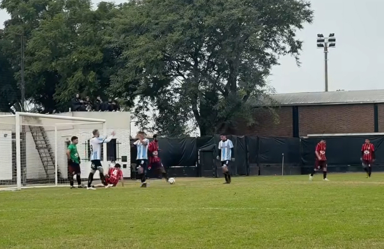 Imagen de Uni&oacute;n gan&oacute; y gole&oacute; 6-0 a Sp. Figherense por la fecha 11 del torneo apertura