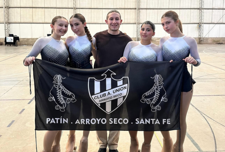 Imagen de Buenos desempe&ntilde;os de patinadoras de Uni&oacute;n en el 3&ordm; torneo cat. B en San Lorenzo