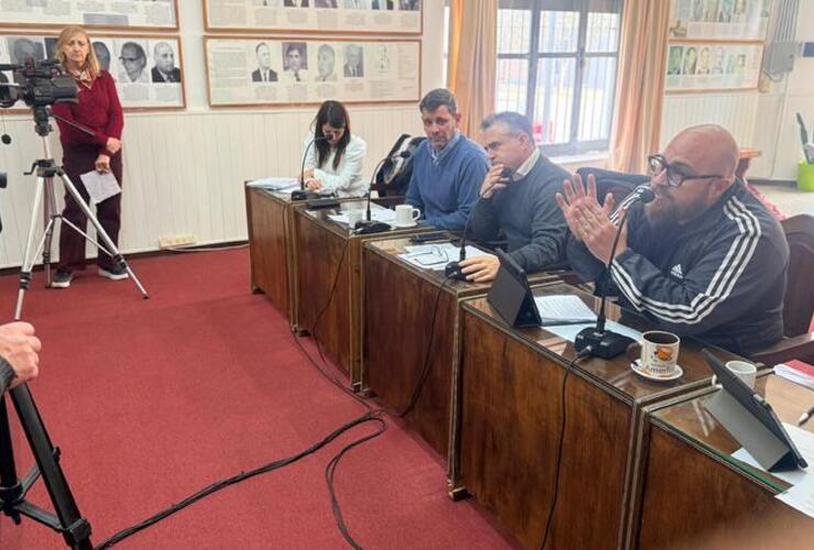 Imagen de Concejo Municipal: Temas y proyectos de la sesión pública de este martes Imagen de Concejo Municipal: Temas y proyectos de la sesión pública de este martes