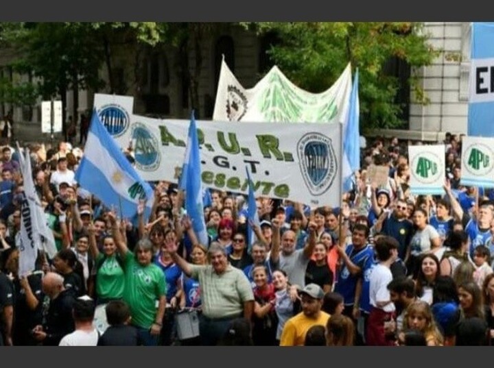 Apur materializa el reclamo con ausencia al lugar de trabajo. (prensa Apur)