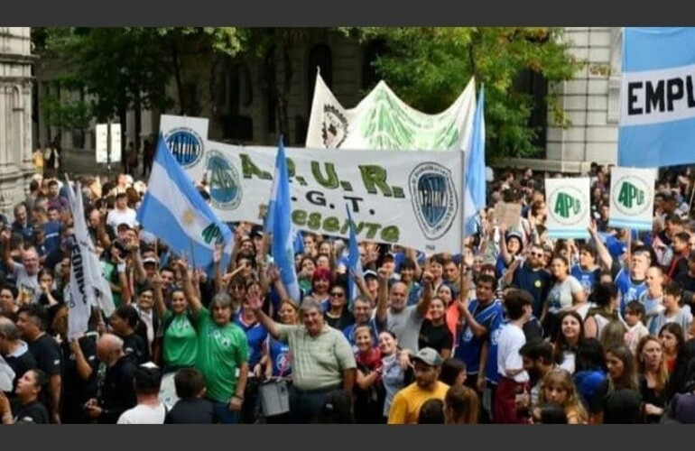 Apur materializa el reclamo con ausencia al lugar de trabajo. (prensa Apur)