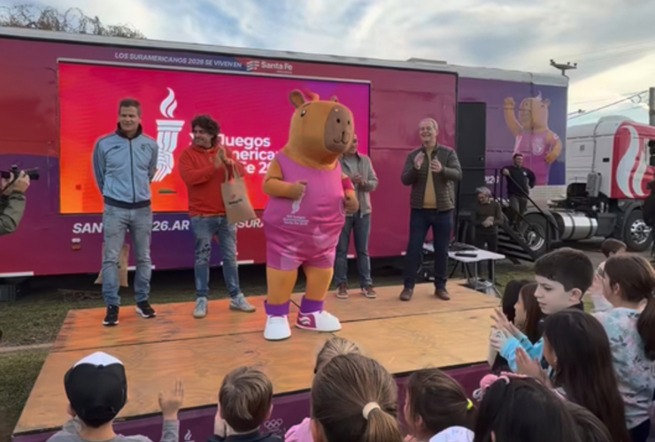 Imagen de Juegos Suramericanos: el tour interactivo fue en el Paseo Juan Ascierto con presencia de deportistas ol&iacute;mpicos locales