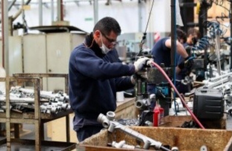 Imagen de Alarma en el motor industrial regional: La actividad metal&uacute;rgica acumula 34 meses de ca&iacute;da consecutiva