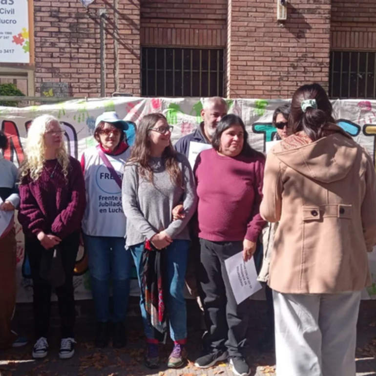 Imagen de Crisis y alarma en Rosario: El Centro de D&iacute;a "Alas" advirti&oacute; que est&aacute; al borde del cierre por falta de fondos
