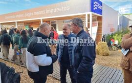 Imagen de Alvear presente en AgroActiva: Parques productivos firmaron un Compromiso con la Innovaci&oacute;n Laboral junto a la Provincia