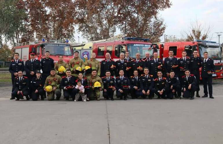 Imagen de Bomberos Voluntarios celebr&oacute; su d&iacute;a con el juramento de seis nuevos integrantes y la presentaci&oacute;n de una unidad 0Km