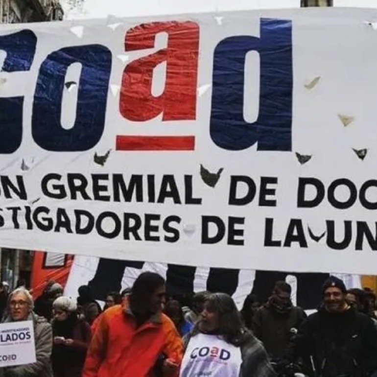 Imagen de Coad: docentes de la UNR anunciaron un paro de una semana para mediados de junio