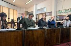 Imagen de El Concejo exige respuestas urgentes al Municipio por los olores nauseabundos tras la audiencia p&uacute;blica