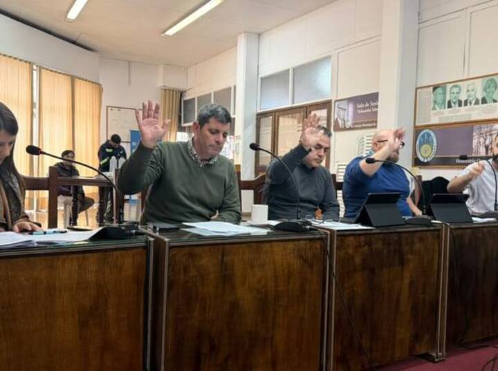 Imagen de El Concejo exige respuestas urgentes al Municipio por los olores nauseabundos tras la audiencia pública Imagen de El Concejo exige respuestas urgentes al Municipio por los olores nauseabundos tras la audiencia pública