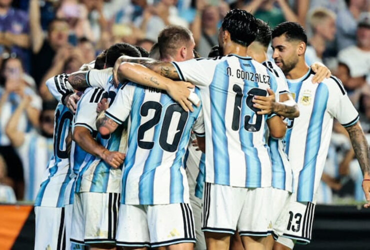 Imagen de Argentina cerr&oacute; su preparaci&oacute;n con una goleada y ya piensa en el Mundial