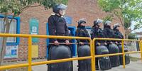 Imagen de M&aacute;xima tensi&oacute;n en Rosario: graves incidentes frente a un jard&iacute;n de infantes tras una denuncia de presunto abuso sexual