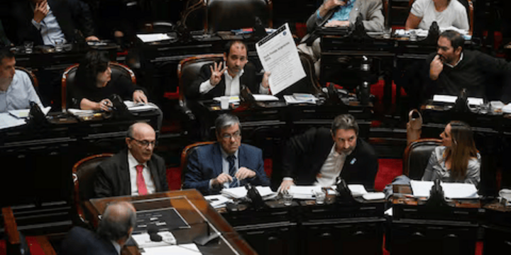 Imagen de Alivio para la educaci&oacute;n p&uacute;blica: el Gobierno y las universidades firmaron un acuerdo para destrabar el conflicto presupuestario