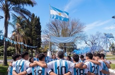 Imagen de Todo listo en Fighiera para la "Jornada Mundialista" en la Plaza P&uacute;blica