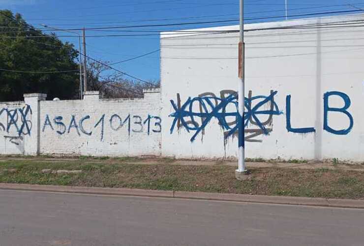 "Es una verg&uuml;enza, qu&eacute; tenemos qu&eacute; hacer", se pregunt&oacute; el vecino que envi&oacute; esta imagen