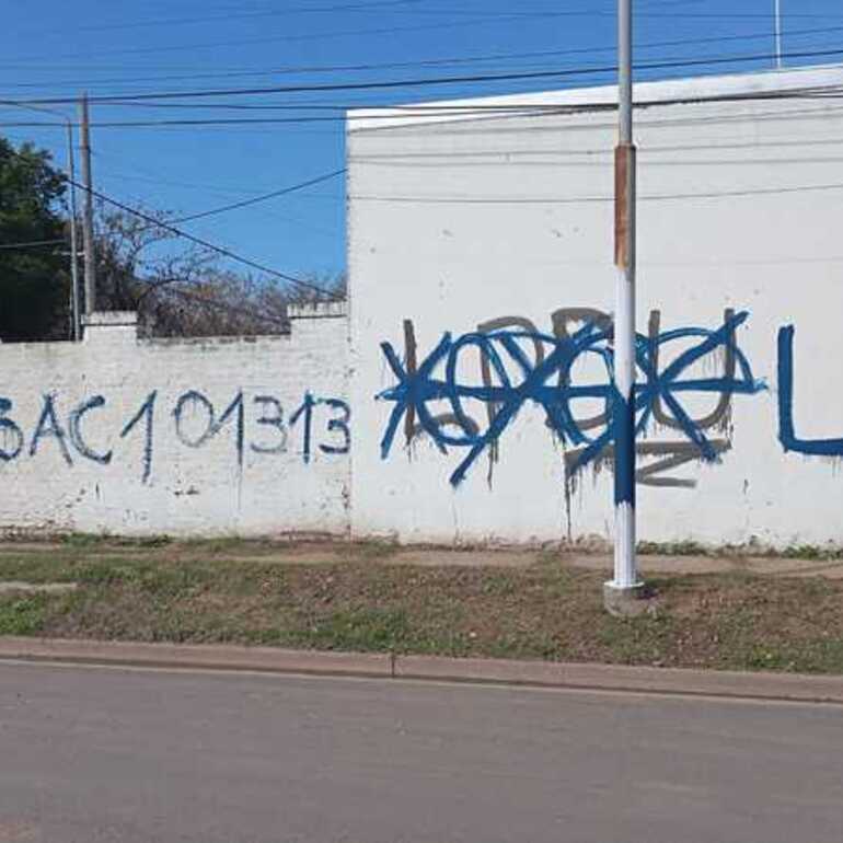 "Es una verg&uuml;enza, qu&eacute; tenemos qu&eacute; hacer", se pregunt&oacute; el vecino que envi&oacute; esta imagen