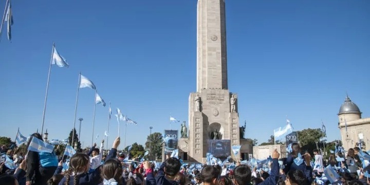Imagen de M&aacute;s de 25.000 estudiantes prometer&aacute;n lealtad a la Bandera en Rosario